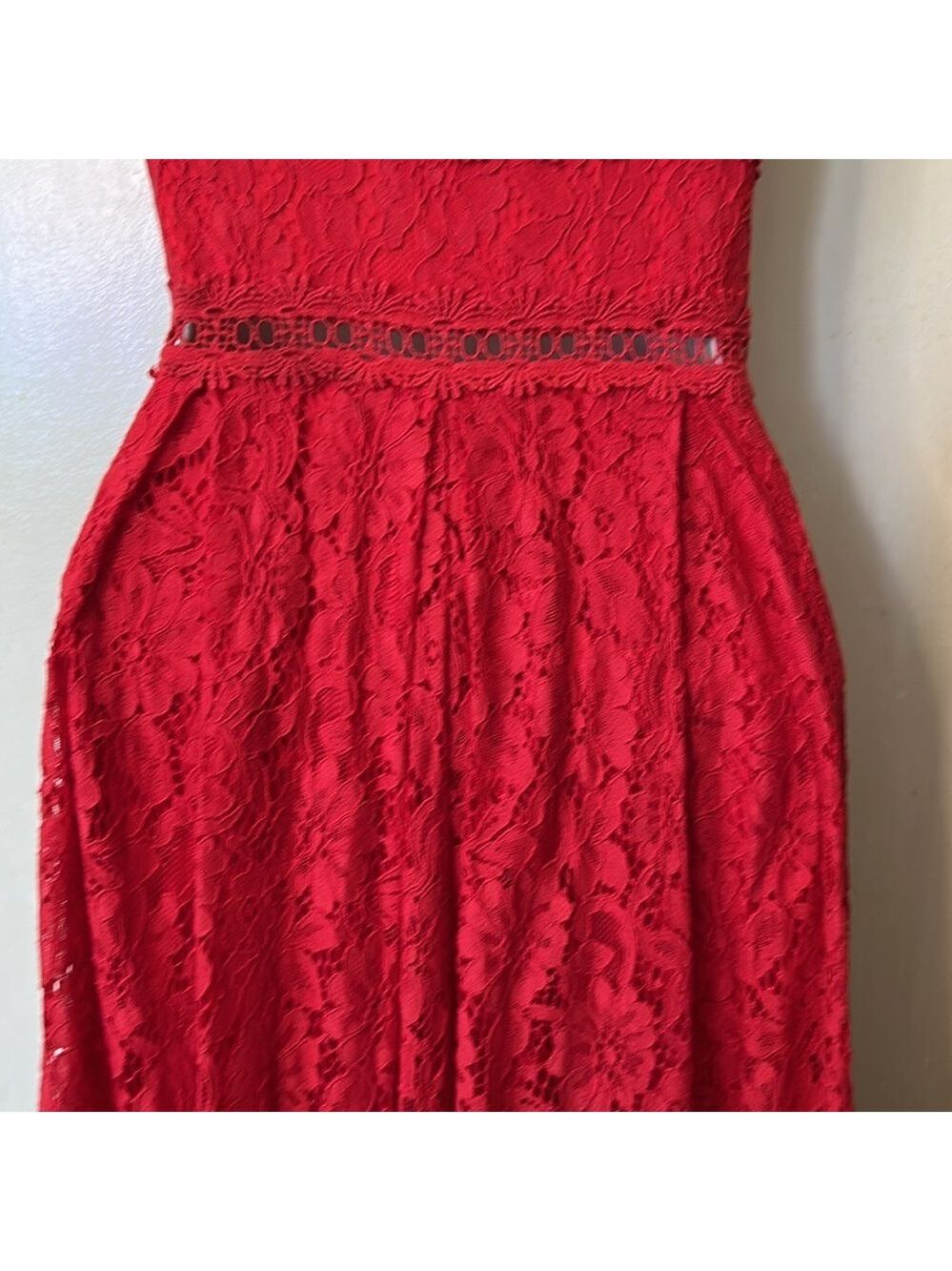 NSR Red lace tea length dress size S - Picture 9 of 13